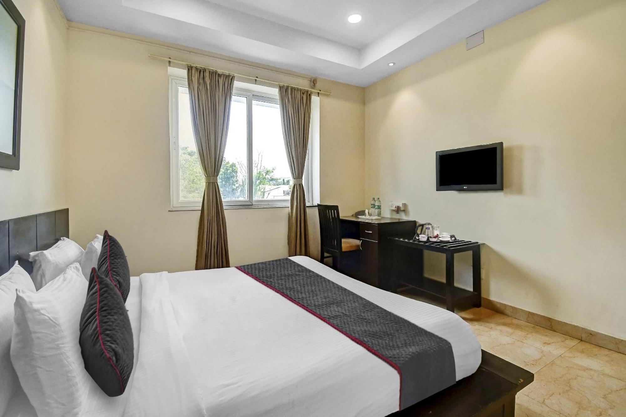 Super Townhouse All In One Kolkata Luaran gambar