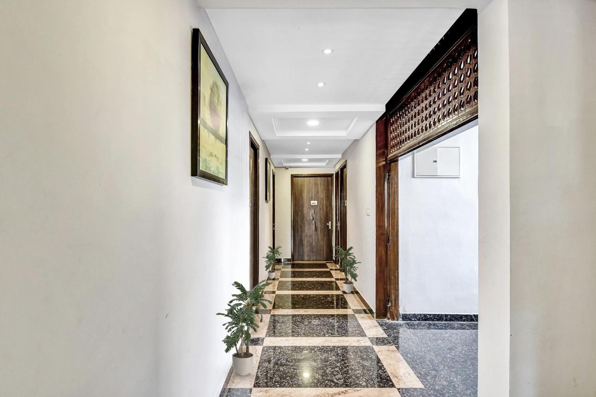 Super Townhouse All In One Kolkata Luaran gambar